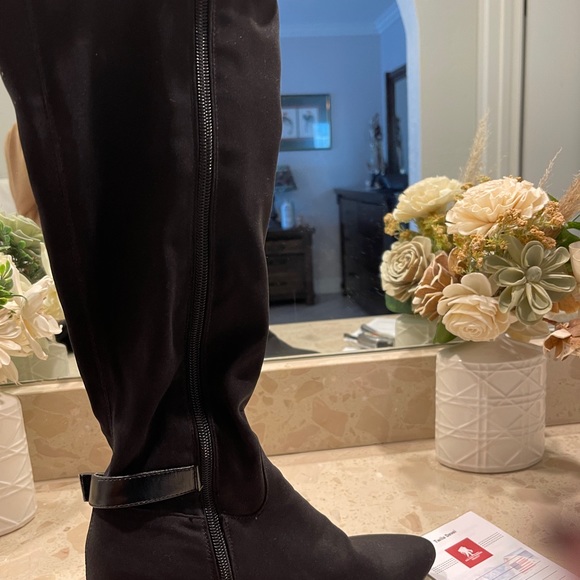 Etienne Aigner tall black rain boots Sz 7 - Picture 4 of 6